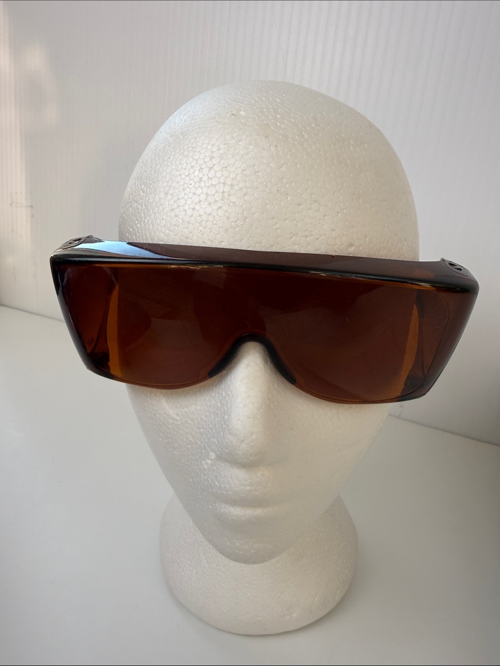 Vintage MT Amber Wraparound Safety Visor